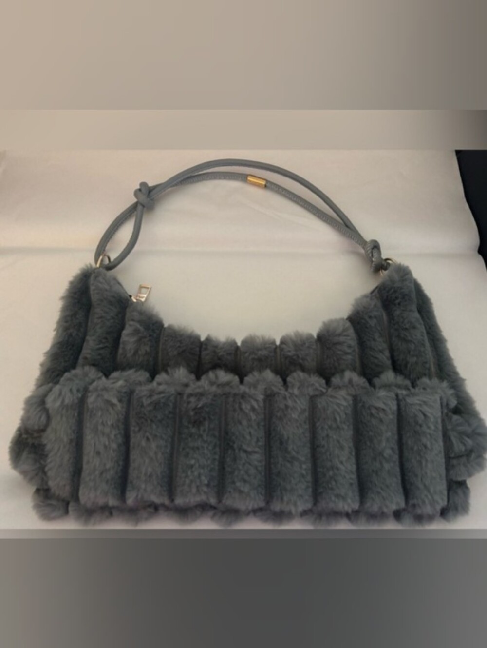 Prada VIP Bag - Picture 3 of 6
